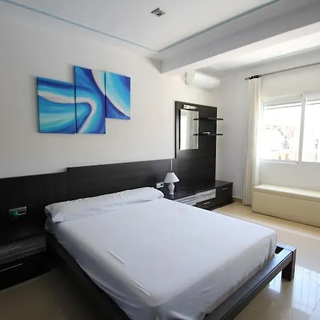 Agradable Con Piscina * Τορεβιέχα