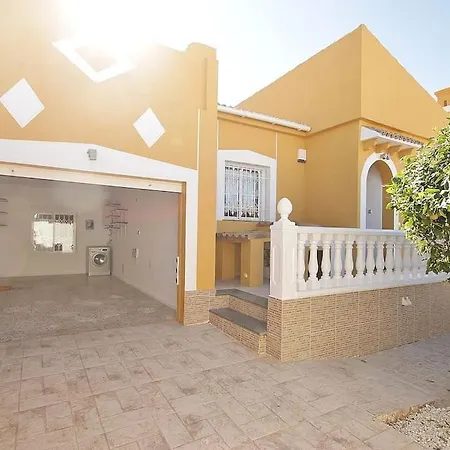 Agradable Con Piscina Σπίτι διακοπών *