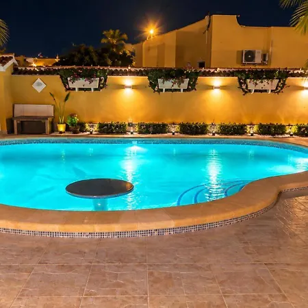 Agradable Con Piscina *
