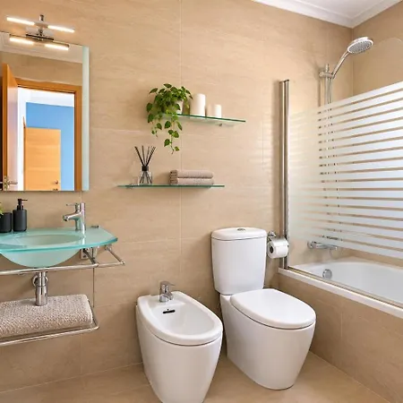 Agradable Con Piscina Дом отдыха