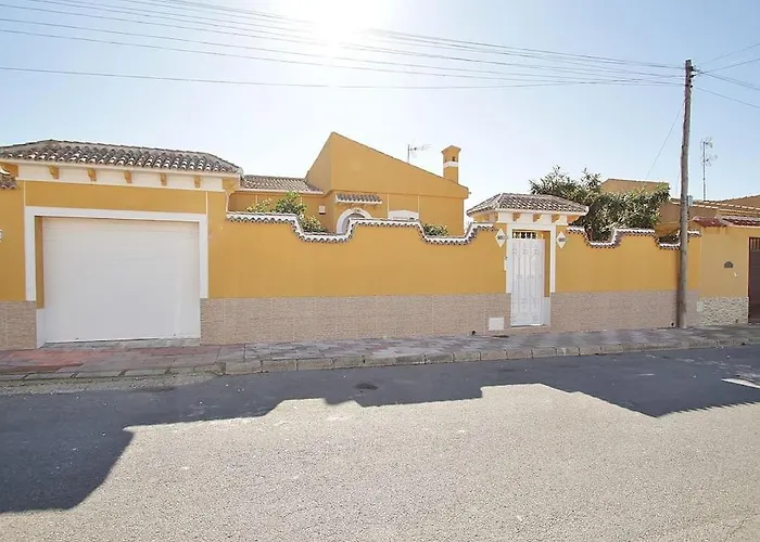 Agradable Con Piscina Holiday home *